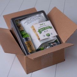 Dads Emergency Gin and Tonic Kit with Crackers Whisk Hampers-31