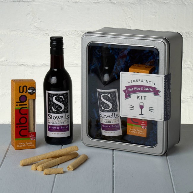 Emergency Red Wine and Nibbles Kit Whisk Hampers-31