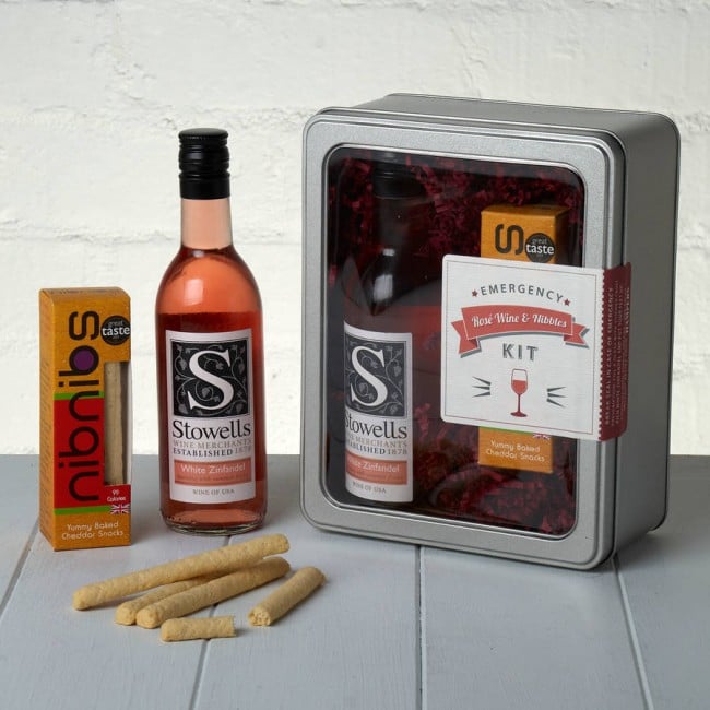 Emergency Rose Wine and Nibbles Kit Whisk Hampers-31